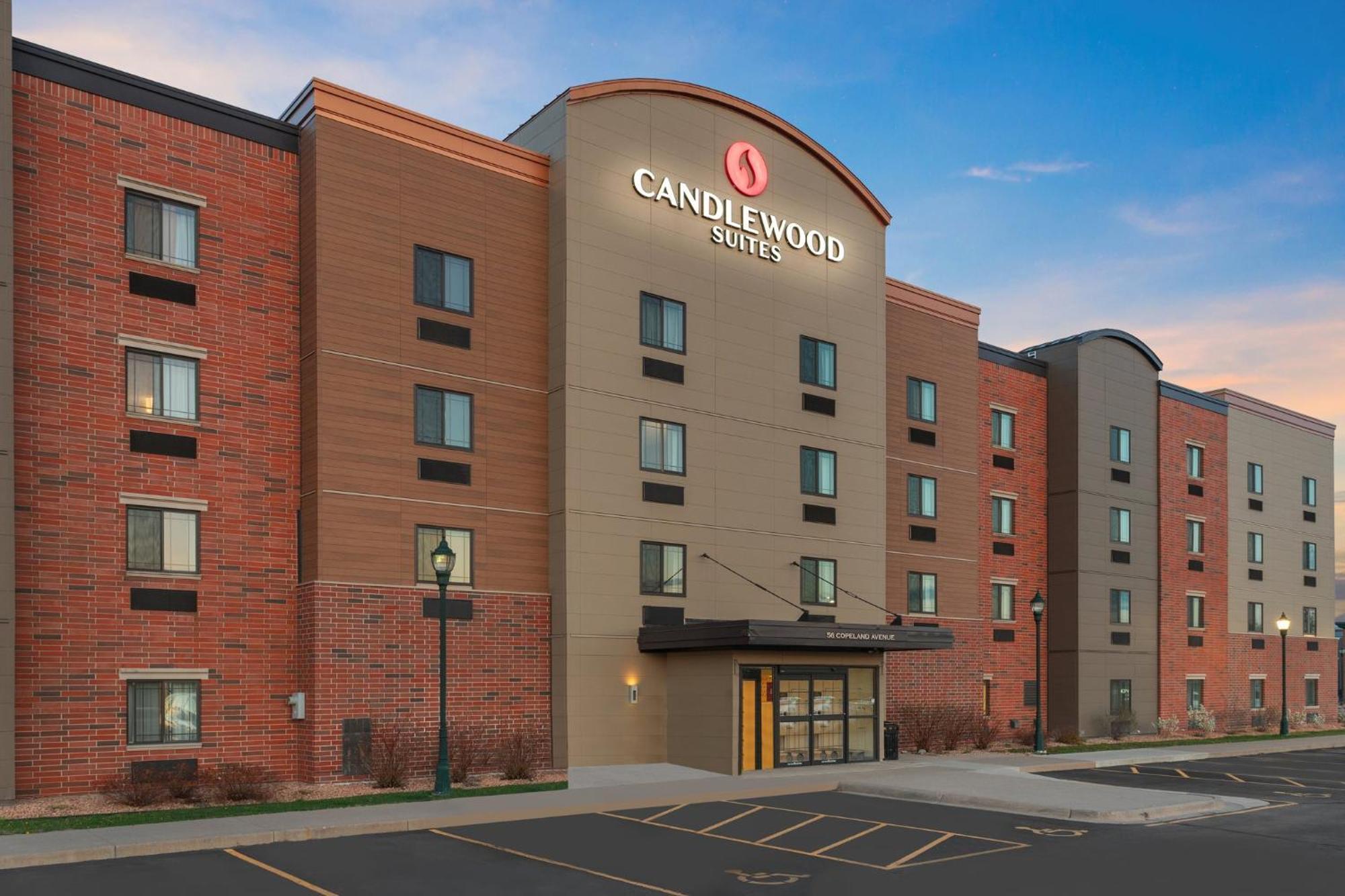 Candlewood Suites La Crosse By Ihg Exterior photo