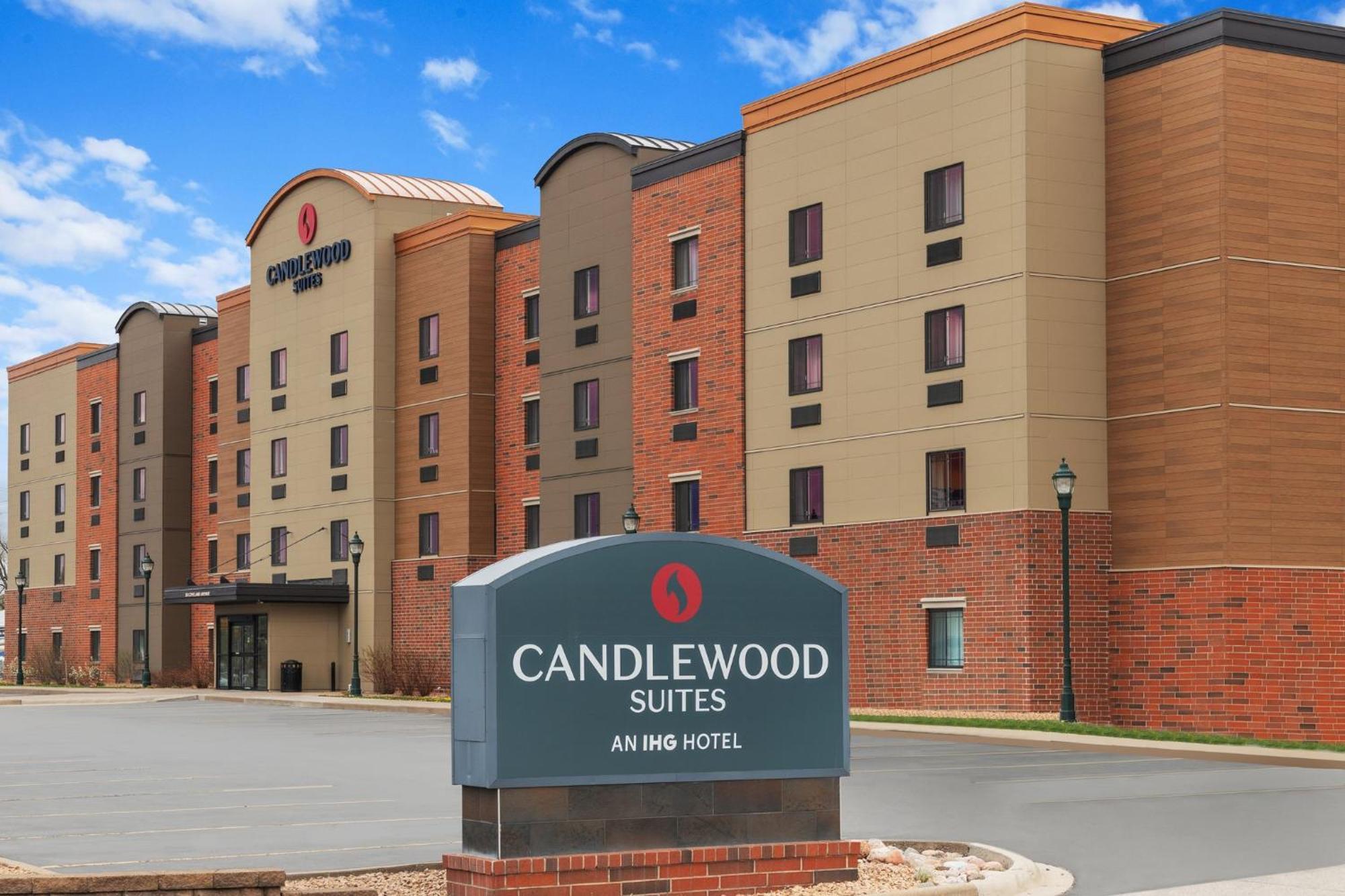 Candlewood Suites La Crosse By Ihg Exterior photo
