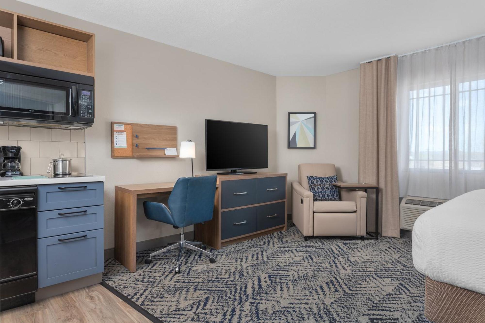 Candlewood Suites La Crosse By Ihg Exterior photo