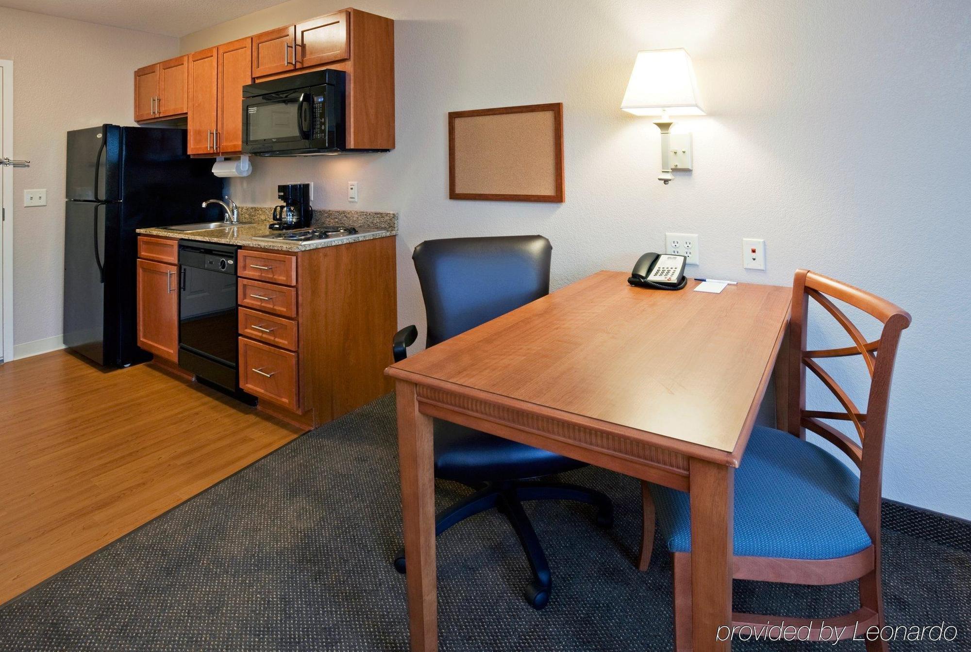 Candlewood Suites La Crosse By Ihg Exterior photo